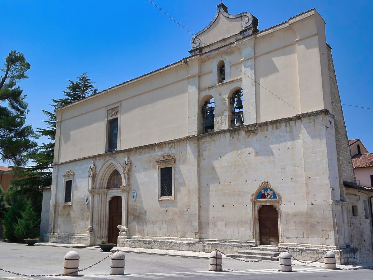 Centro storico (Piazza Garibaldi) - 2km